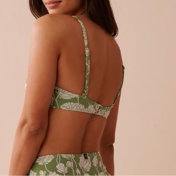 NWT Green Floral Ruched Push Up Bikini Top - Picture 2 of 7